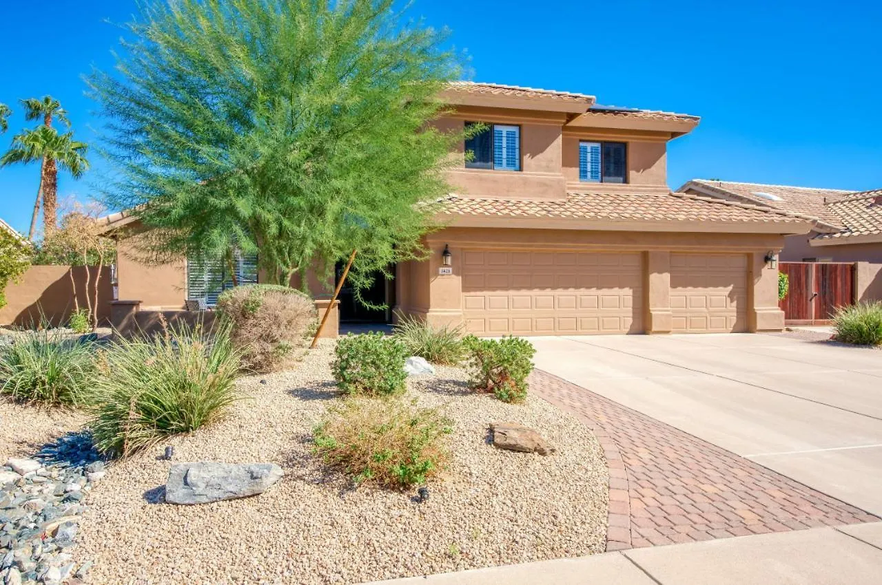 Upscale Phoenix Abode Walk To South Mountain Park Villa