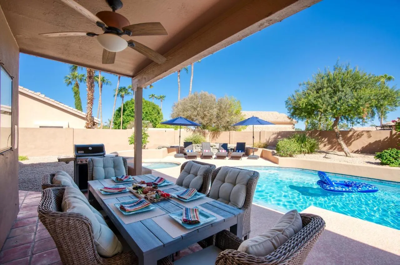 Upscale Phoenix Abode Walk To South Mountain Park Villa